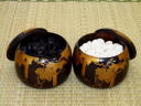 時代物　日本産本蛤碁石三分三厘（３５〜３６号）・蒔絵碁笥